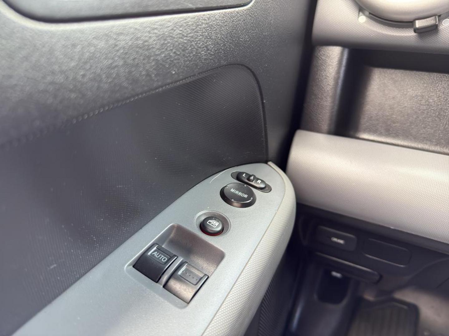 2005 TAN Honda Element EX (5J6YH28685L) with an 4 Cyl, 2.4L engine, Automatic transmission, located at 10890 W. Colfax Ave., Lakewood, CO, 80215, (303) 274-7692, 39.739914, -105.120132 - Discover the perfect blend of versatility and reliability with this 2005 Honda Element EX! A true gem for adventurers and city dwellers alike, this unique SUV stands out with its iconic boxy design and spacious interior. Powered by a robust 4-cylinder, 2.4L engine, this Honda Element delivers a smoo - Photo#21