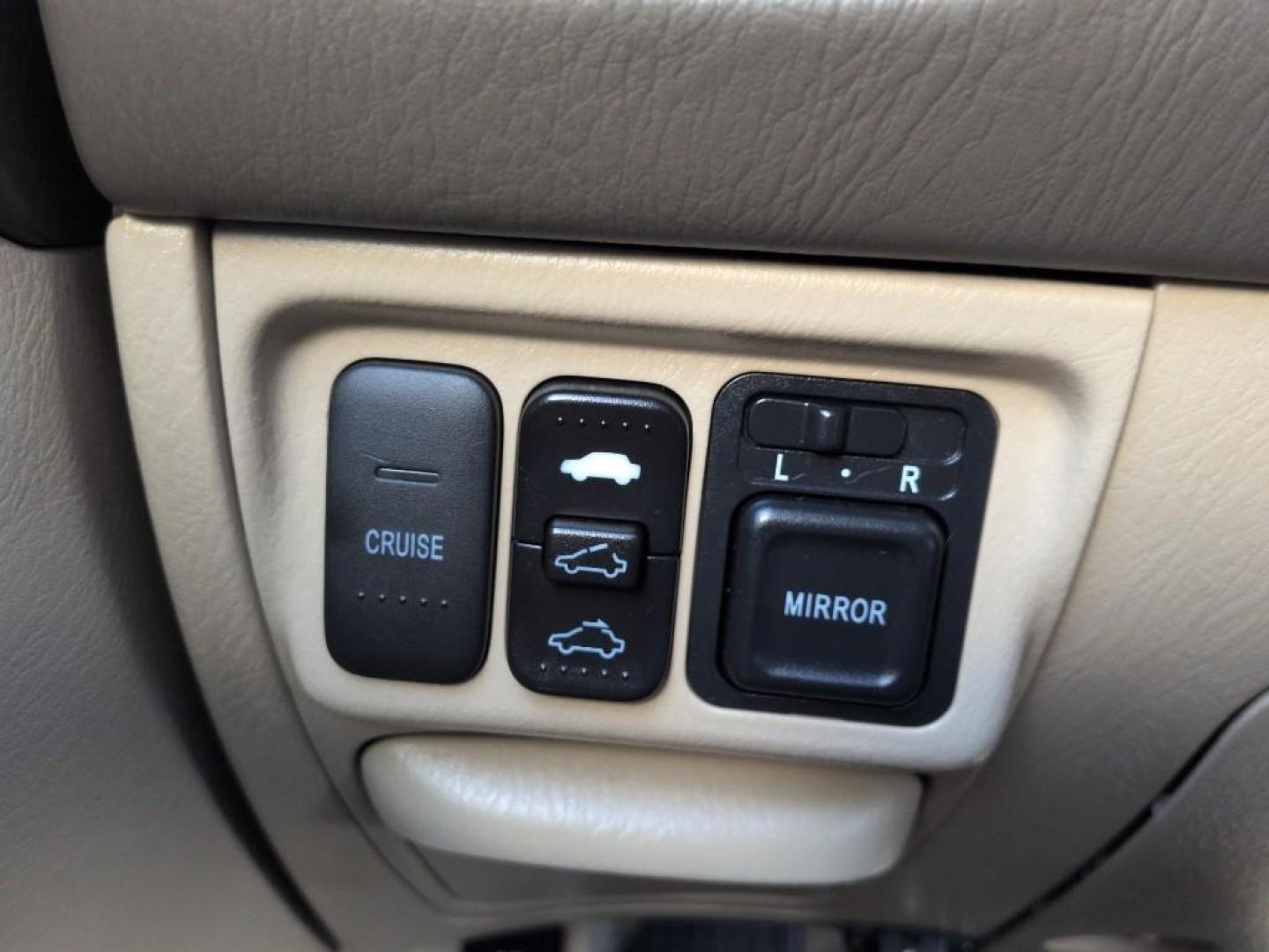 2005 RED /EXEMPT Honda Civic EX (2HGES26825H) with an 4 Cyl, 1.7L engine, Automatic transmission, located at 10890 W. Colfax Ave., Lakewood, CO, 80215, (303) 274-7692, 39.739914, -105.120132 - Photo#12