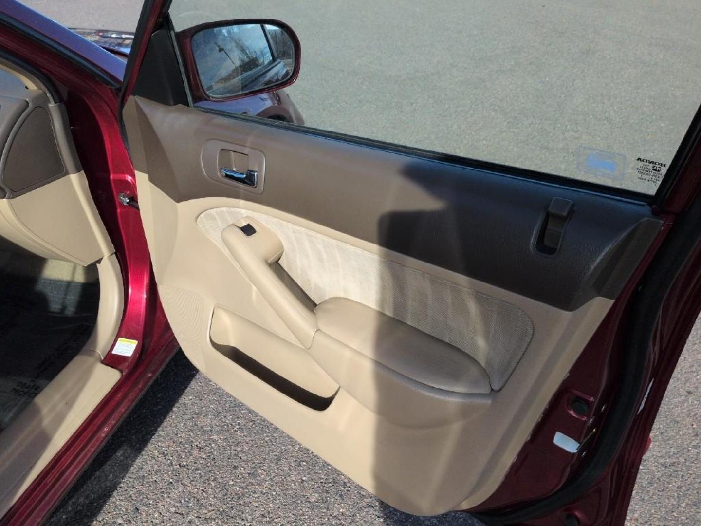 2005 RED /EXEMPT Honda Civic EX (2HGES26825H) with an 4 Cyl, 1.7L engine, Automatic transmission, located at 10890 W. Colfax Ave., Lakewood, CO, 80215, (303) 274-7692, 39.739914, -105.120132 - Photo#18