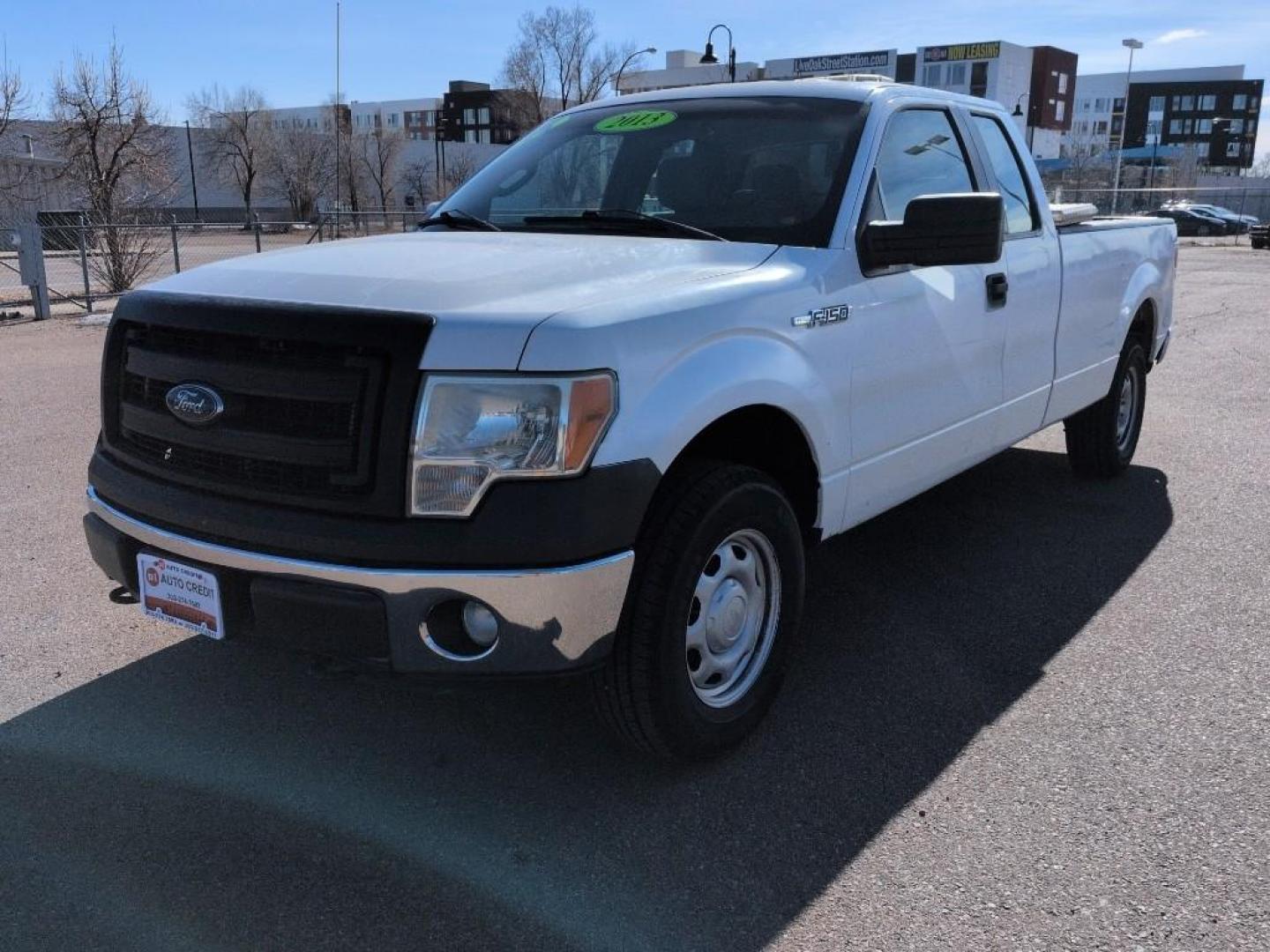 2013 WHITE Ford F-150 LARIAT SUPERCAB 6.5- (1FTFX1EFXDK) with an V8, 5.0L engine, Automatic transmission, located at 10890 W. Colfax Ave., Lakewood, CO, 80215, (303) 274-7692, 39.739914, -105.120132- Photo#0