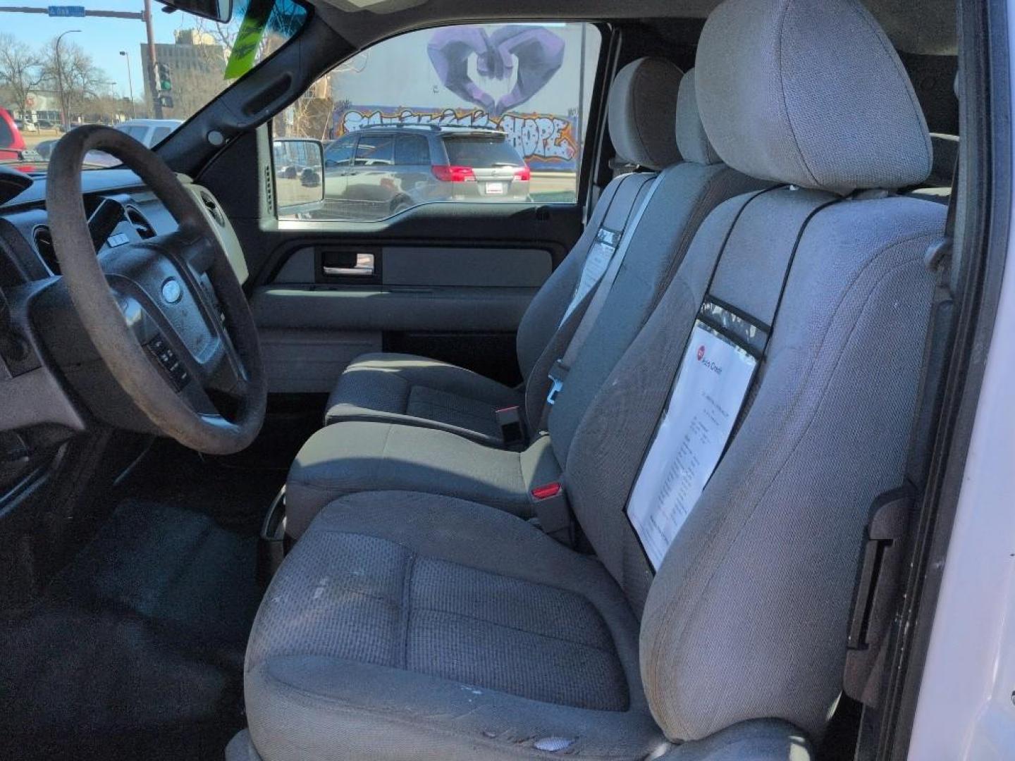 2013 WHITE Ford F-150 LARIAT SUPERCAB 6.5- (1FTFX1EFXDK) with an V8, 5.0L engine, Automatic transmission, located at 10890 W. Colfax Ave., Lakewood, CO, 80215, (303) 274-7692, 39.739914, -105.120132- Photo#10