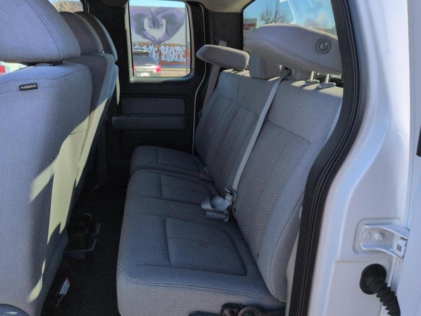 2013 WHITE Ford F-150 LARIAT SUPERCAB 6.5- (1FTFX1EFXDK) with an V8, 5.0L engine, Automatic transmission, located at 10890 W. Colfax Ave., Lakewood, CO, 80215, (303) 274-7692, 39.739914, -105.120132- Photo#12