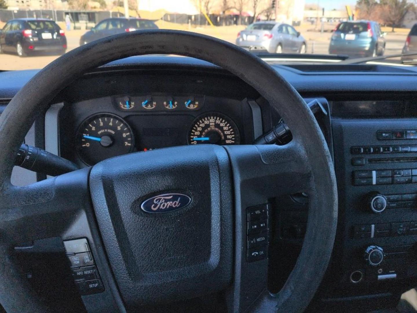 2013 WHITE Ford F-150 LARIAT SUPERCAB 6.5- (1FTFX1EFXDK) with an V8, 5.0L engine, Automatic transmission, located at 10890 W. Colfax Ave., Lakewood, CO, 80215, (303) 274-7692, 39.739914, -105.120132- Photo#13