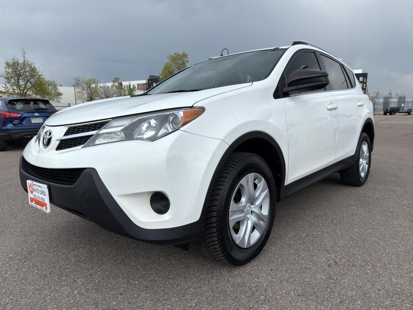 2014 WHITE Toyota RAV4 LE (JTMBFREV9ED) with an 4 Cyl, 2.5L engine, Automatic transmission, located at 10890 W. Colfax Ave., Lakewood, CO, 80215, (303) 274-7692, 39.739914, -105.120132 - Photo#0