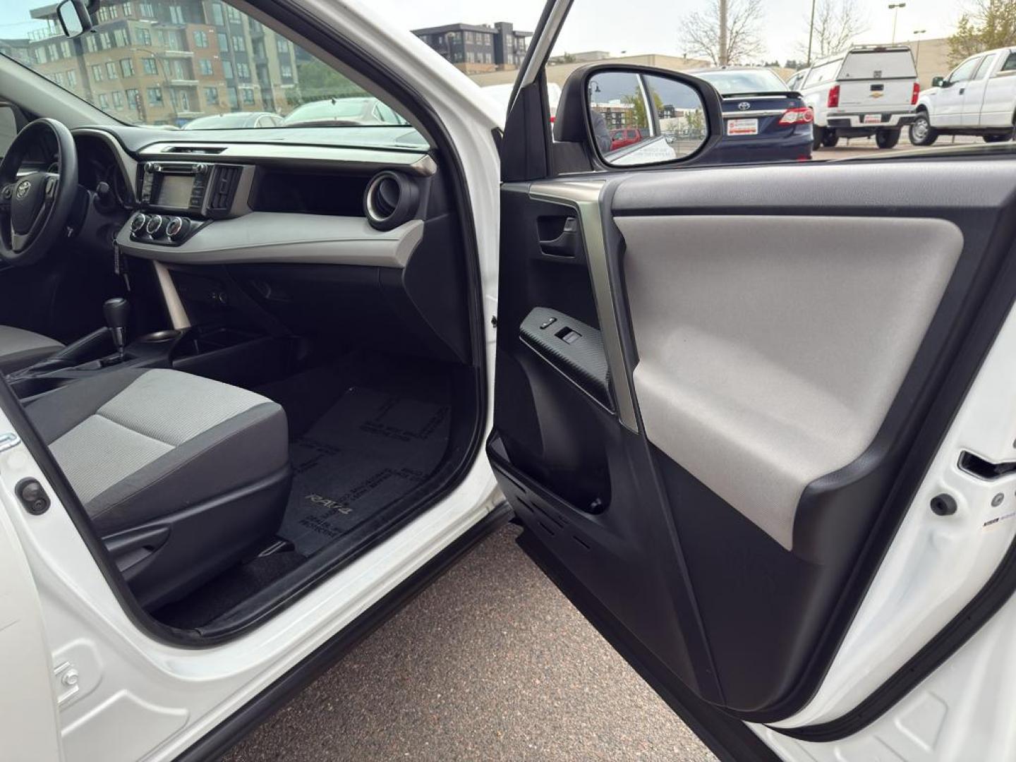 2014 WHITE Toyota RAV4 LE (JTMBFREV9ED) with an 4 Cyl, 2.5L engine, Automatic transmission, located at 10890 W. Colfax Ave., Lakewood, CO, 80215, (303) 274-7692, 39.739914, -105.120132 - Photo#8
