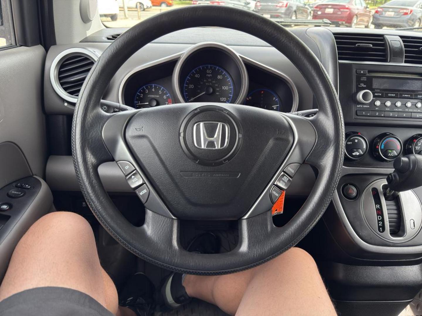 2010 RED Honda Element EX (5J6YH2H76AL) with an 4 Cyl, 2.4L engine, Automatic transmission, located at 10890 W. Colfax Ave., Lakewood, CO, 80215, (303) 274-7692, 39.739914, -105.120132 - Discover the perfect blend of style, versatility, and reliability with this exceptional 2010 Honda Element EX, a beloved compact SUV that promises to enhance your driving experience. This sturdy vehicle is equipped with a robust 4-cylinder, 2.4L engine, ensuring a smooth and efficient ride whether y - Photo#18