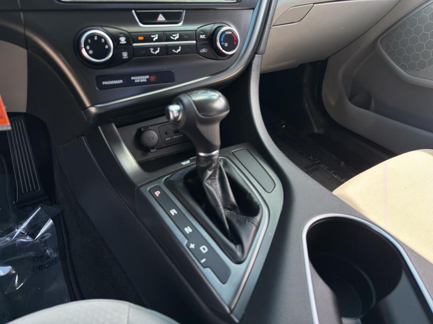 2015 WHITE Kia Optima LX (5XXGM4A71FG) with an 4 Cyl, 2.4L engine, Automatic transmission, located at 10890 W. Colfax Ave., Lakewood, CO, 80215, (303) 274-7692, 39.739914, -105.120132 - Photo#17