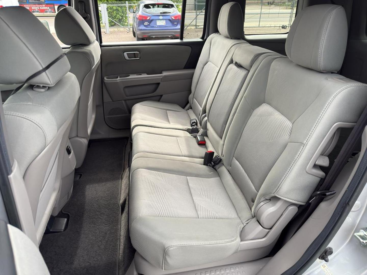 2013 SILVER Honda Pilot LX (5FNYF4H23DB) with an V6, 3.5L engine, Automatic transmission, located at 10890 W. Colfax Ave., Lakewood, CO, 80215, (303) 274-7692, 39.739914, -105.120132 - Photo#16
