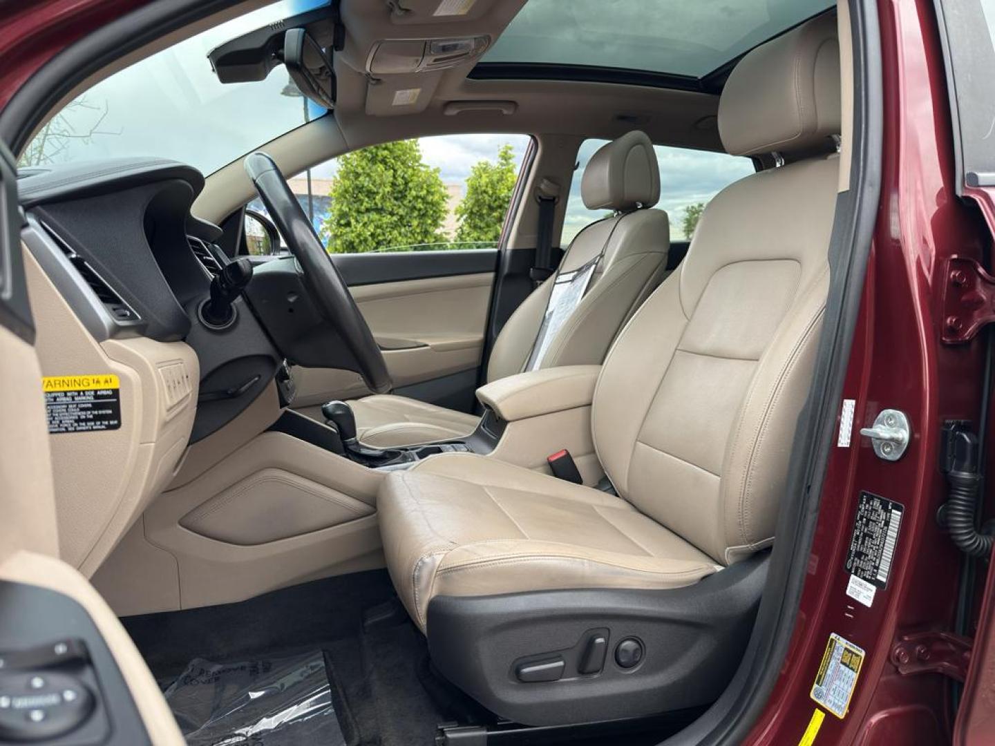 2017 RED Hyundai Tucson ECO (KM8J33A29HU) with an 4 Cyl, 1.6L engine, Automatic transmission, located at 10890 W. Colfax Ave., Lakewood, CO, 80215, (303) 274-7692, 39.739914, -105.120132 - Discover the perfect blend of efficiency and style with this exceptional 2017 Hyundai Tucson ECO! This compact SUV is designed for those who crave adventure and value performance, all wrapped up in a sleek, modern package. Under the hood, you'll find a spirited 1.6L 4-cylinder engine that delivers a - Photo#18