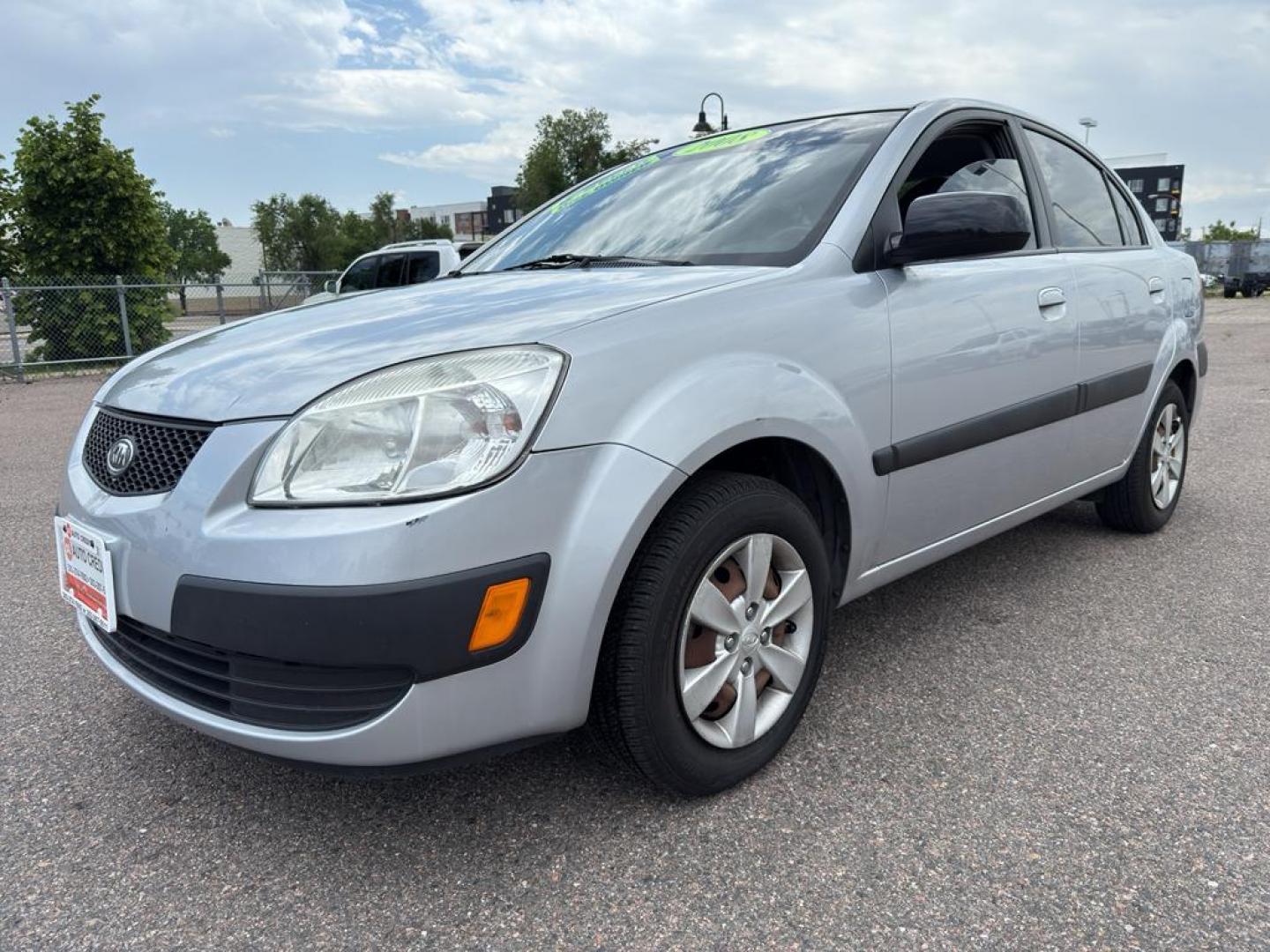 2008 SILVER Kia Rio BASE (KNADE123386) with an 4 Cyl, 1.6L engine, Manual transmission, located at 10890 W. Colfax Ave., Lakewood, CO, 80215, (303) 274-7692, 39.739914, -105.120132 - Discover the reliability and efficiency of this 2008 Kia Rio BASE, a perfect blend of practicality and performance. With its sleek design and compact build, this vehicle is ideal for city driving and easy maneuverability. Powered by a 4-cylinder, 1.6L engine, the Kia Rio offers a balanced mix of pow - Photo#0