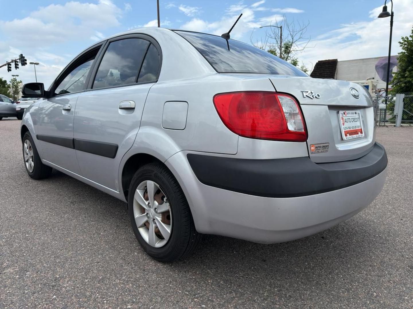 2008 SILVER Kia Rio BASE (KNADE123386) with an 4 Cyl, 1.6L engine, Manual transmission, located at 10890 W. Colfax Ave., Lakewood, CO, 80215, (303) 274-7692, 39.739914, -105.120132 - Discover the reliability and efficiency of this 2008 Kia Rio BASE, a perfect blend of practicality and performance. With its sleek design and compact build, this vehicle is ideal for city driving and easy maneuverability. Powered by a 4-cylinder, 1.6L engine, the Kia Rio offers a balanced mix of pow - Photo#6