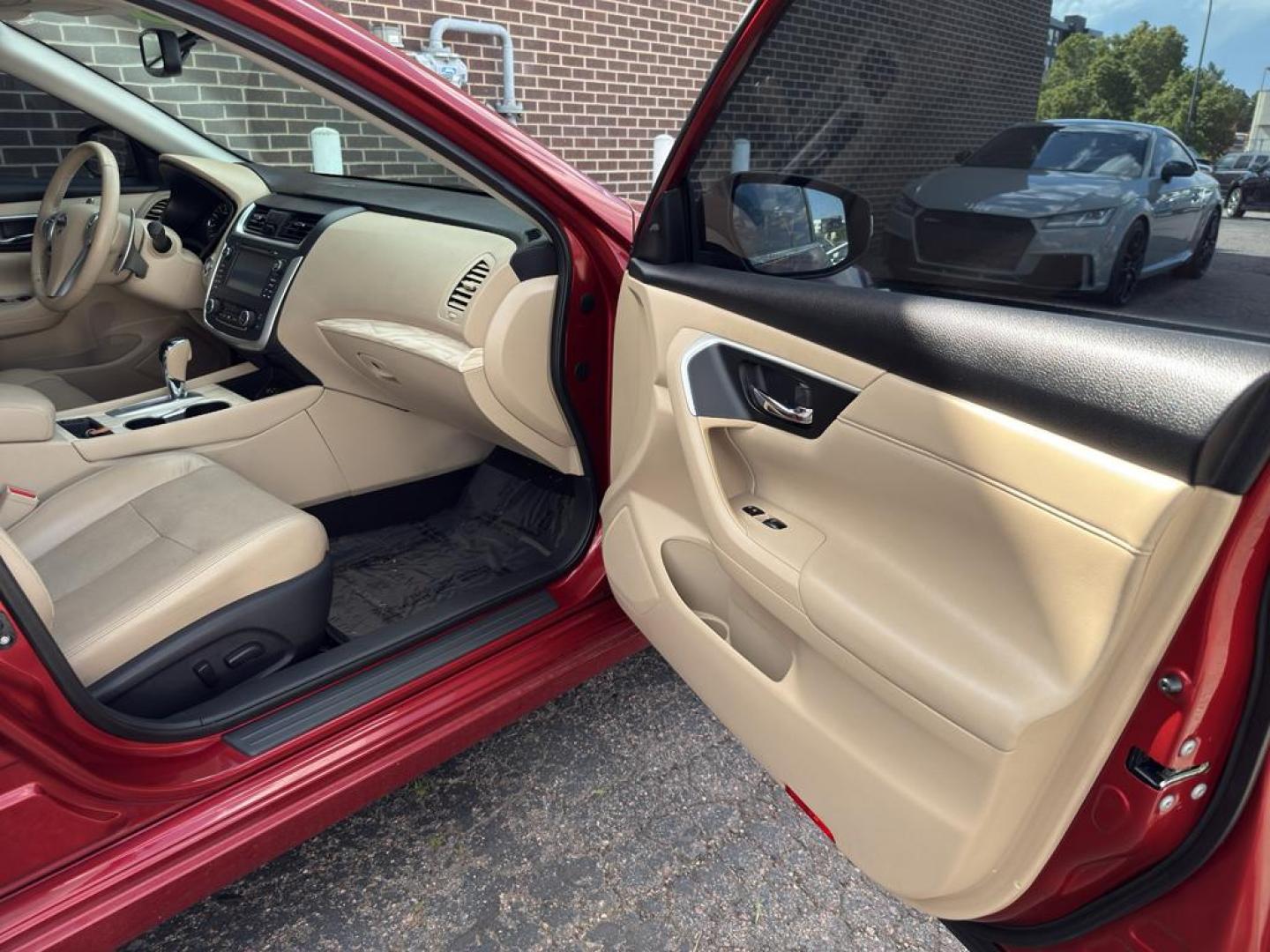 2016 RED Nissan Altima 3.5 S (1N4BL3AP5GC) with an V6, 3.5L engine, Automatic transmission, located at 10890 W. Colfax Ave., Lakewood, CO, 80215, (303) 274-7692, 39.739914, -105.120132 - Get ready to elevate your driving experience with this impressive 2016 Nissan Altima 3.5 S! This sleek sedan offers the perfect blend of power, style, and comfort, making it an exceptional choice for anyone seeking a reliable and thrilling ride. Under the hood, youll find a robust V6, 3.5L engine pa - Photo#16