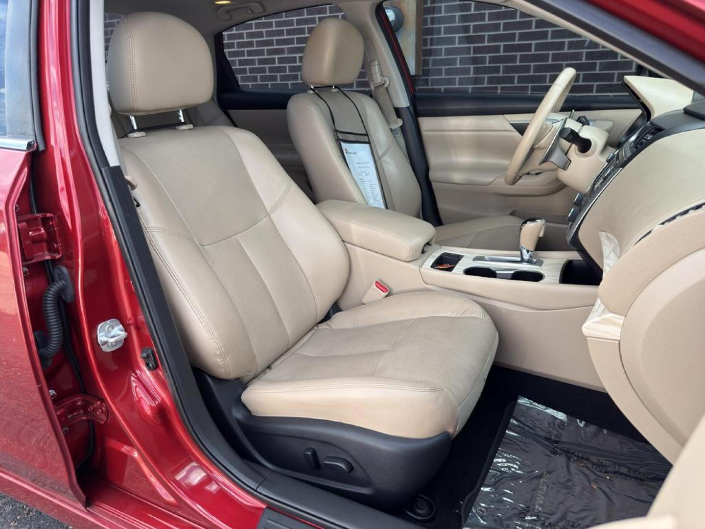 2016 RED Nissan Altima 3.5 S (1N4BL3AP5GC) with an V6, 3.5L engine, Automatic transmission, located at 10890 W. Colfax Ave., Lakewood, CO, 80215, (303) 274-7692, 39.739914, -105.120132 - Get ready to elevate your driving experience with this impressive 2016 Nissan Altima 3.5 S! This sleek sedan offers the perfect blend of power, style, and comfort, making it an exceptional choice for anyone seeking a reliable and thrilling ride. Under the hood, youll find a robust V6, 3.5L engine pa - Photo#17