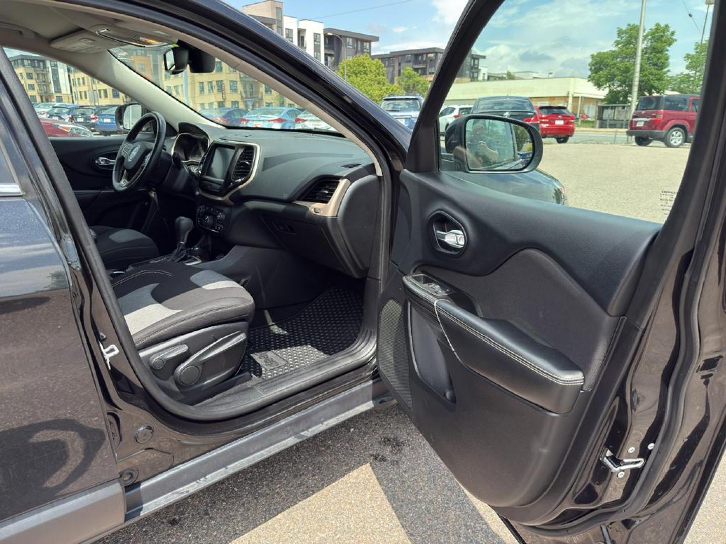 2014 BLACK Jeep Cherokee Latitude (1C4PJMCS5EW) with an V6, 3.2L engine, Automatic transmission, located at 10890 W. Colfax Ave., Lakewood, CO, 80215, (303) 274-7692, 39.739914, -105.120132 - Discover the ultimate blend of power, style, and versatility with this remarkable 2014 Jeep Cherokee Latitude! This impressive SUV is ready to conquer any terrain with its robust 4WD system and powerful V6, 3.2L engine, providing you with a thrilling driving experience every time you hit the road. W - Photo#8