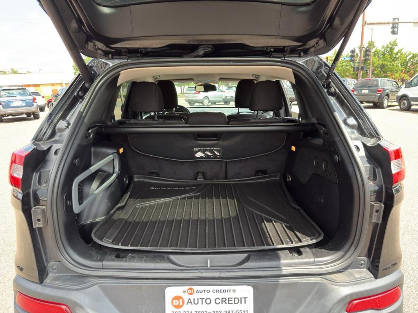 2014 BLACK Jeep Cherokee Latitude (1C4PJMCS5EW) with an V6, 3.2L engine, Automatic transmission, located at 10890 W. Colfax Ave., Lakewood, CO, 80215, (303) 274-7692, 39.739914, -105.120132 - Discover the ultimate blend of power, style, and versatility with this remarkable 2014 Jeep Cherokee Latitude! This impressive SUV is ready to conquer any terrain with its robust 4WD system and powerful V6, 3.2L engine, providing you with a thrilling driving experience every time you hit the road. W - Photo#12
