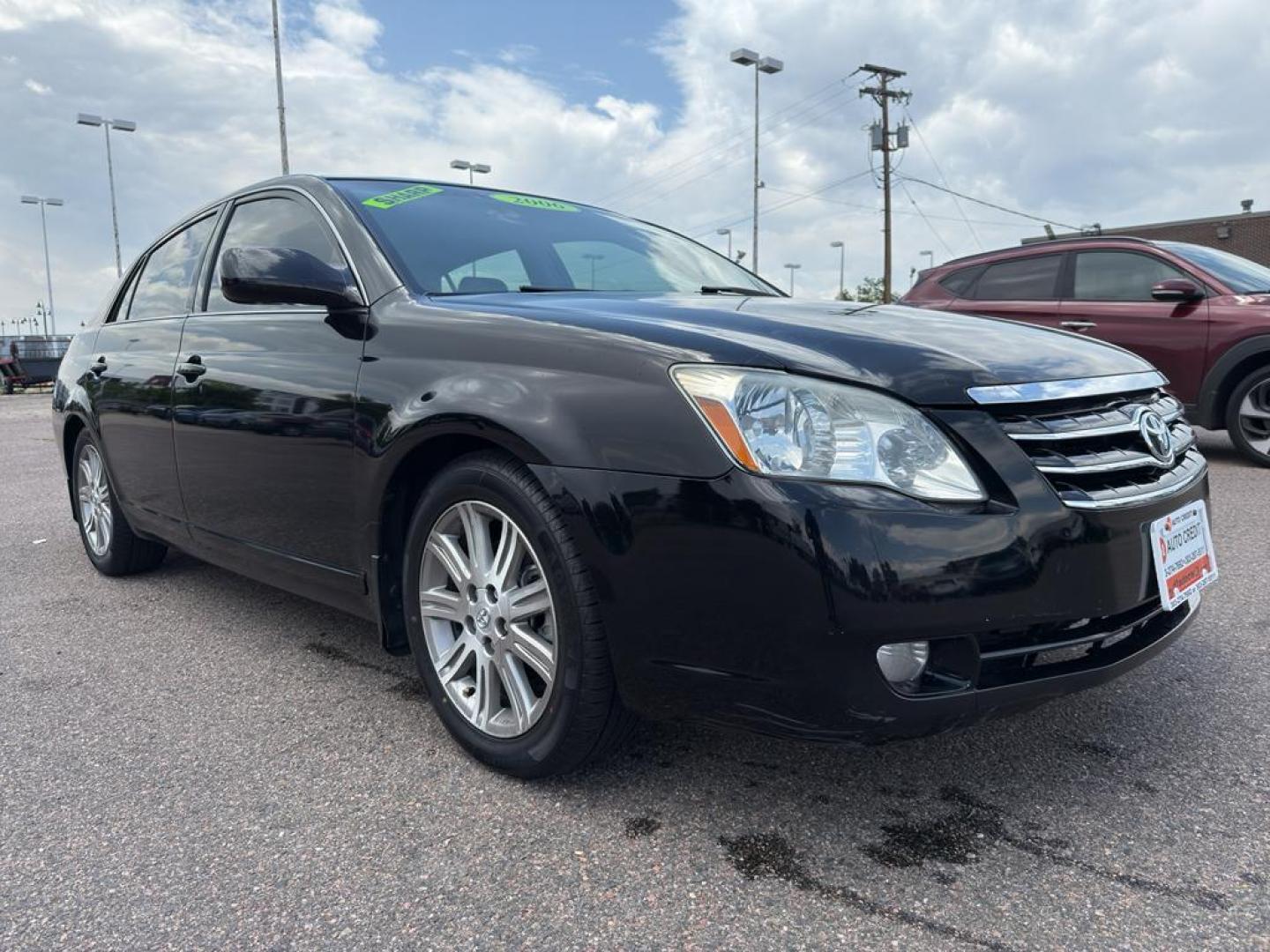2006 BLACK Toyota Avalon LIMITED (4T1BK36BX6U) with an V6, 3.5L engine, Automatic transmission, located at 10890 W. Colfax Ave., Lakewood, CO, 80215, (303) 274-7692, 39.739914, -105.120132 - Discover the perfect blend of luxury, performance, and reliability with this stunning 2006 Toyota Avalon Limited! This exceptional sedan is designed to elevate your driving experience with its sophisticated features and powerful performance. Under the hood, you'll find a robust V6, 3.5L engine that - Photo#2