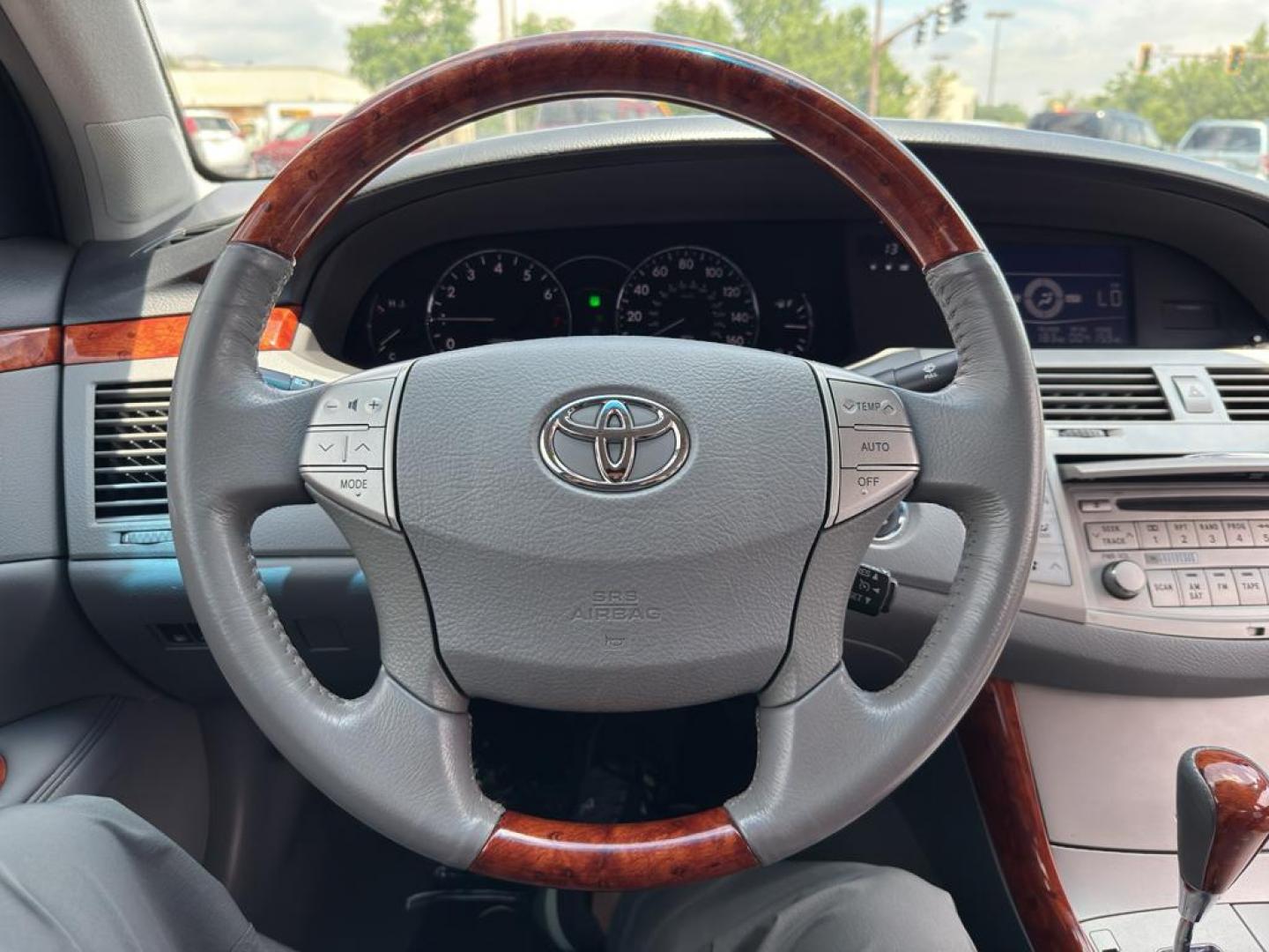 2006 BLACK Toyota Avalon LIMITED (4T1BK36BX6U) with an V6, 3.5L engine, Automatic transmission, located at 10890 W. Colfax Ave., Lakewood, CO, 80215, (303) 274-7692, 39.739914, -105.120132 - Discover the perfect blend of luxury, performance, and reliability with this stunning 2006 Toyota Avalon Limited! This exceptional sedan is designed to elevate your driving experience with its sophisticated features and powerful performance. Under the hood, you'll find a robust V6, 3.5L engine that - Photo#19