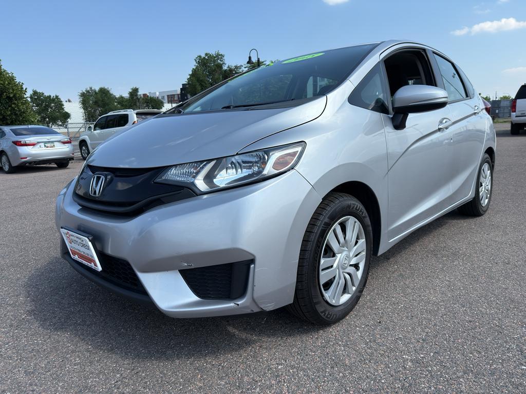 2015 SILVER Honda Fit LX (3HGGK5G52FM) with an 4 Cyl, 1.5L engine, Manual 6-Speed transmission, located at 10890 W. Colfax Ave., Lakewood, CO, 80215, (303) 274-7692, 39.739914, -105.120132 - Photo#0