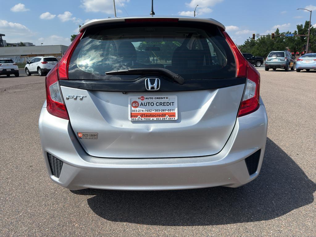 2015 SILVER Honda Fit LX (3HGGK5G52FM) with an 4 Cyl, 1.5L engine, Manual 6-Speed transmission, located at 10890 W. Colfax Ave., Lakewood, CO, 80215, (303) 274-7692, 39.739914, -105.120132 - Photo#5