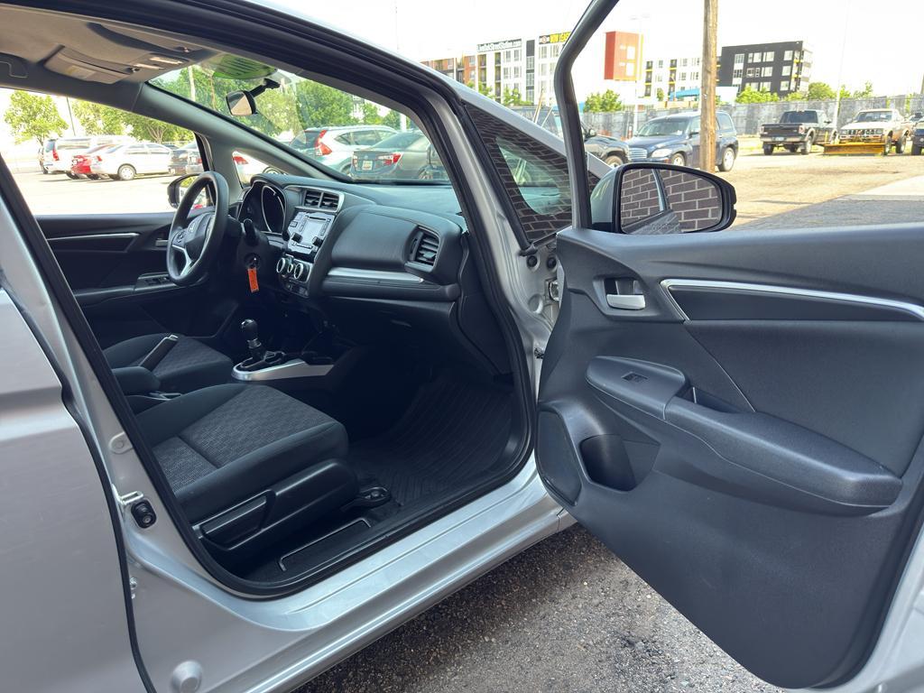 2015 SILVER Honda Fit LX (3HGGK5G52FM) with an 4 Cyl, 1.5L engine, Manual 6-Speed transmission, located at 10890 W. Colfax Ave., Lakewood, CO, 80215, (303) 274-7692, 39.739914, -105.120132 - Photo#8