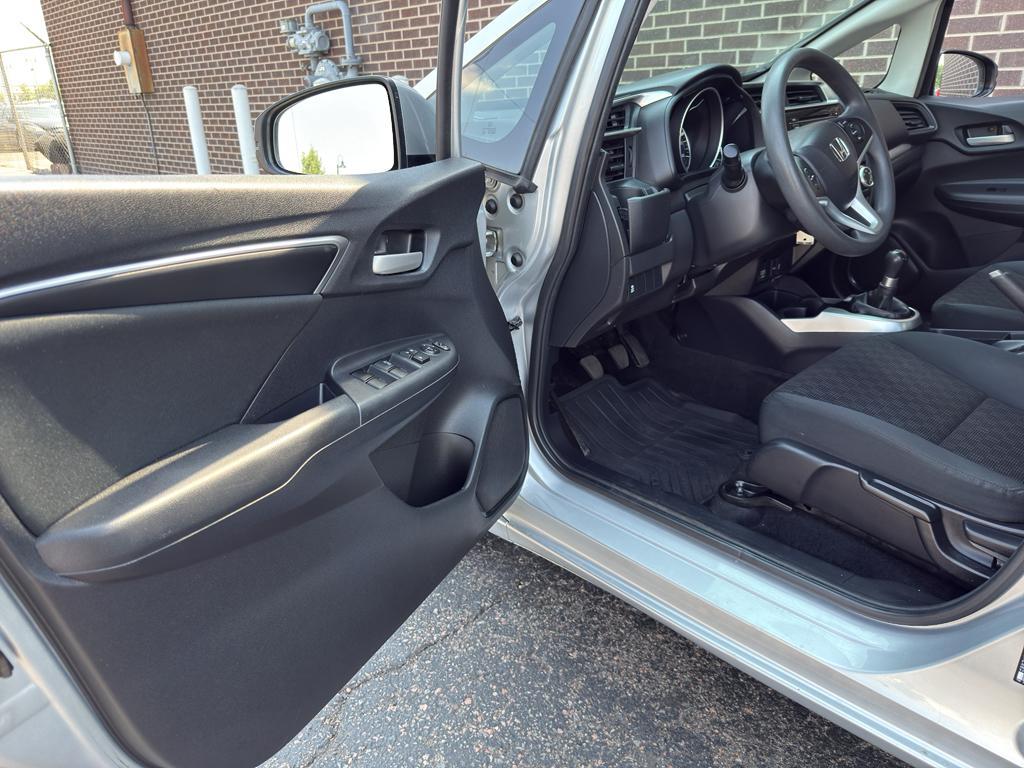 2015 SILVER Honda Fit LX (3HGGK5G52FM) with an 4 Cyl, 1.5L engine, Manual 6-Speed transmission, located at 10890 W. Colfax Ave., Lakewood, CO, 80215, (303) 274-7692, 39.739914, -105.120132 - Photo#14