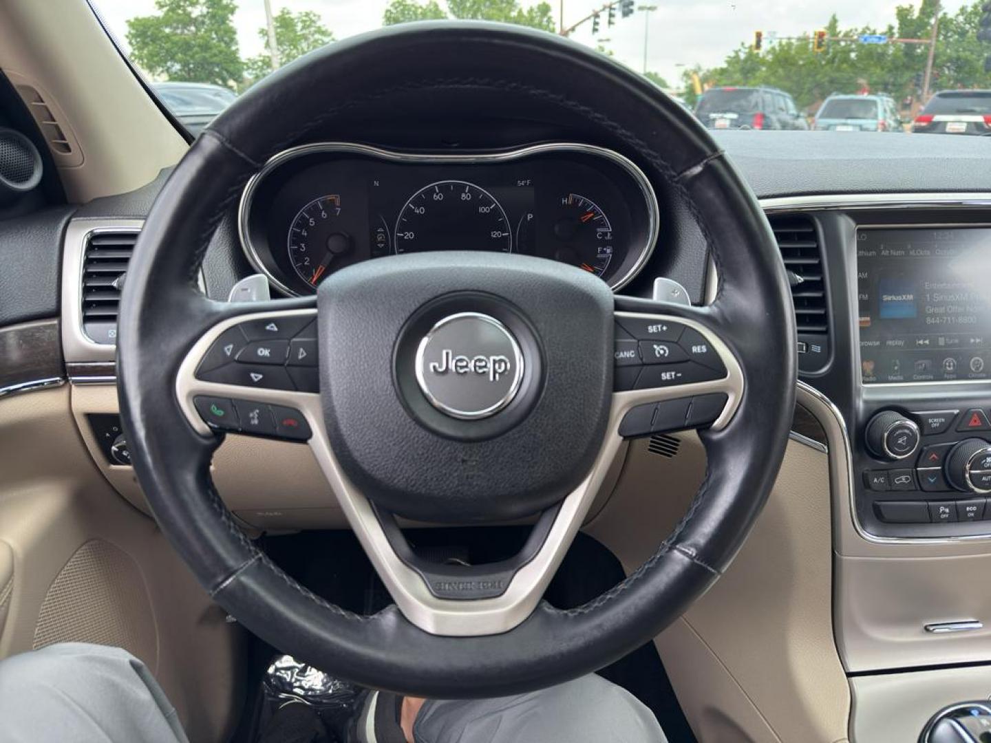 2014 RED Jeep Grand Cherokee Limited (1C4RJFBG0EC) with an V6, 3.6L engine, Automatic transmission, located at 10890 W. Colfax Ave., Lakewood, CO, 80215, (303) 274-7692, 39.739914, -105.120132 - Photo#24