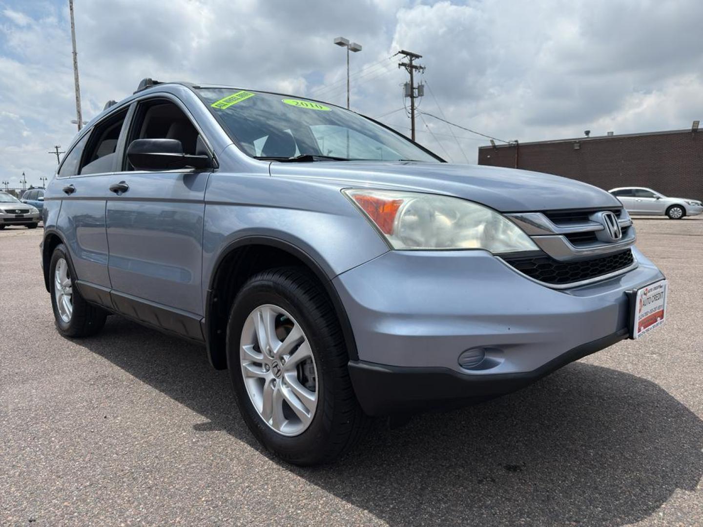 2010 GRAY /160348 Honda CR-V EX (5J6RE4H50AL) with an 4 Cyl, 2.4L engine, Automatic transmission, located at 10890 W. Colfax Ave., Lakewood, CO, 80215, (303) 274-7692, 39.739914, -105.120132 - Discover the perfect blend of reliability and performance with this 2010 Honda CR-V EX, a compact SUV that continues to impress with its enduring quality. This vehicle boasts a robust 4-cylinder, 2.4L engine that delivers a smooth and efficient driving experience, making it an ideal choice for both - Photo#2