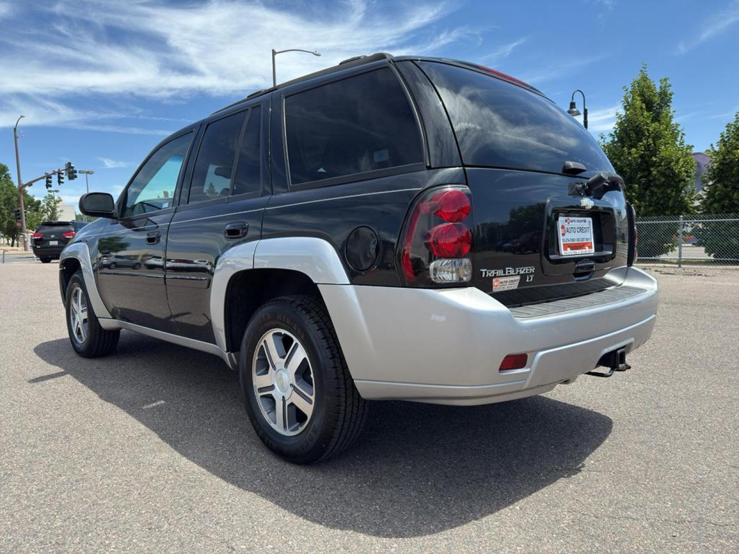 2008 BLACK Chevrolet TrailBlazer LT2 4WD (1GNDT13S082) with an 6 Cyl, 4.2L engine, Automatic transmission, located at 10890 W. Colfax Ave., Lakewood, CO, 80215, (303) 274-7692, 39.739914, -105.120132 - Photo#6