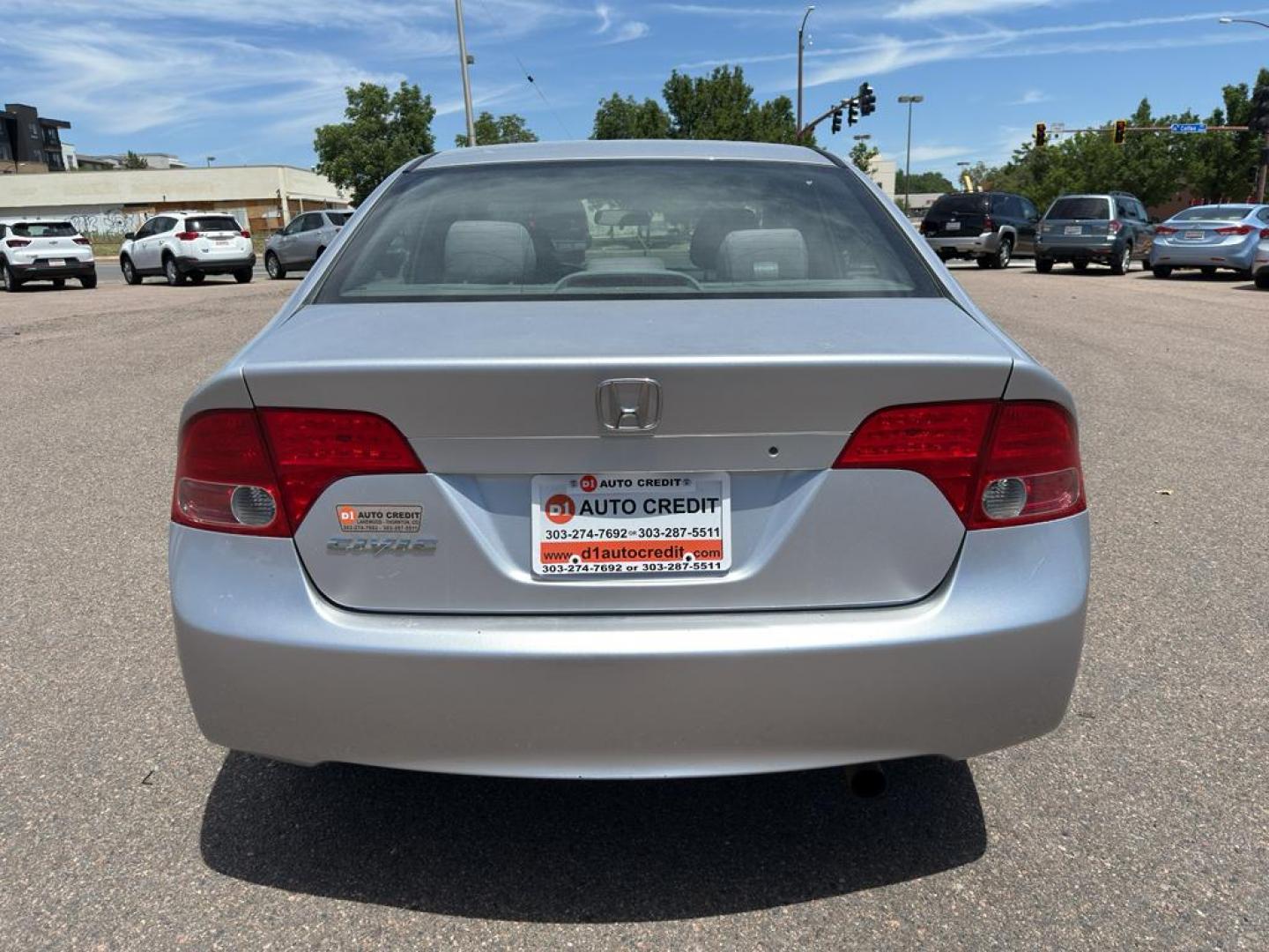 2008 SILVER Honda Civic LX (2HGFA165X8H) with an 4 Cyl, 1.8L engine, Automatic transmission, located at 10890 W. Colfax Ave., Lakewood, CO, 80215, (303) 274-7692, 39.739914, -105.120132 - Photo#5