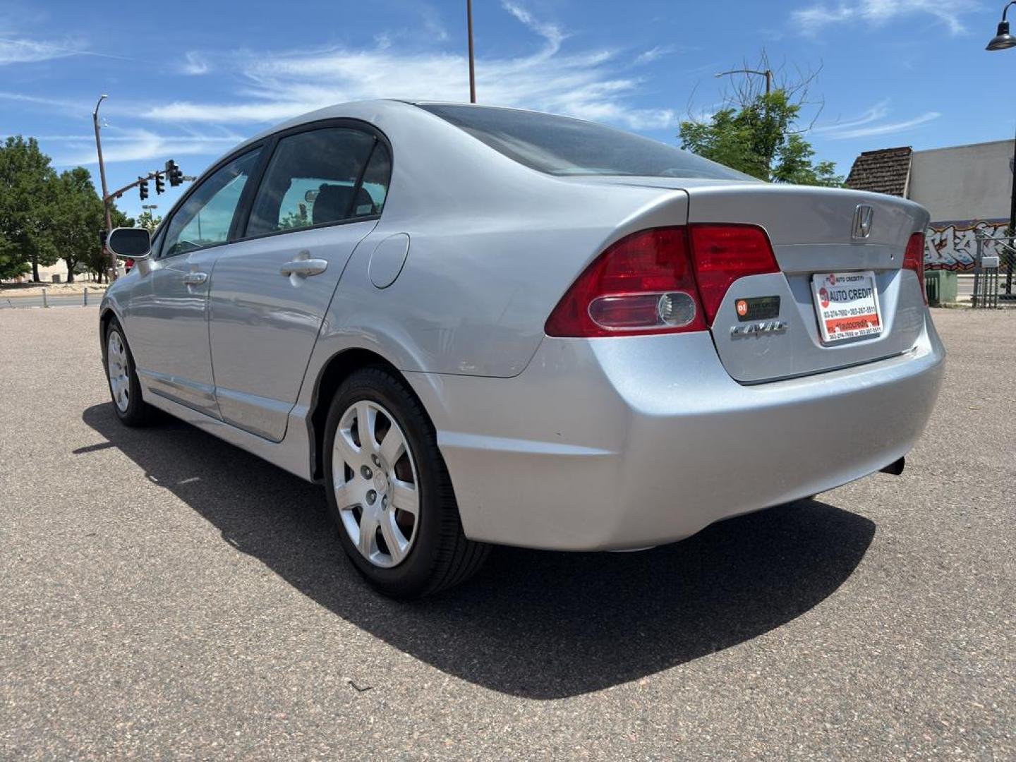 2008 SILVER Honda Civic LX (2HGFA165X8H) with an 4 Cyl, 1.8L engine, Automatic transmission, located at 10890 W. Colfax Ave., Lakewood, CO, 80215, (303) 274-7692, 39.739914, -105.120132 - Photo#6