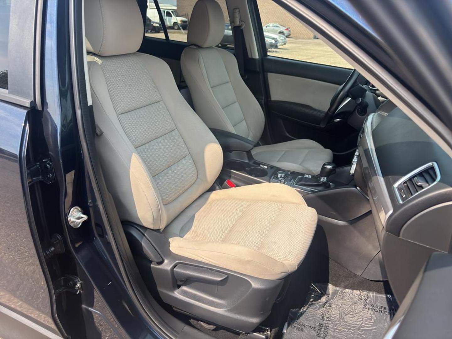 2016 BLUE Mazda CX-5 Touring (JM3KE4CY5G0) with an 4 Cyl, 2.5L engine, Automatic transmission, located at 10890 W. Colfax Ave., Lakewood, CO, 80215, (303) 274-7692, 39.739914, -105.120132 - Photo#8