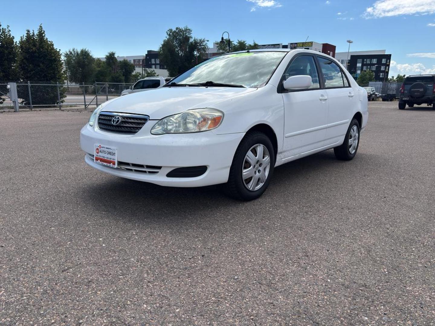 2007 WHITE Toyota Corolla CE (1NXBR32E97Z) with an 4 Cyl, 1.8L engine, Automatic transmission, located at 10890 W. Colfax Ave., Lakewood, CO, 80215, (303) 274-7692, 39.739914, -105.120132 - Photo#0