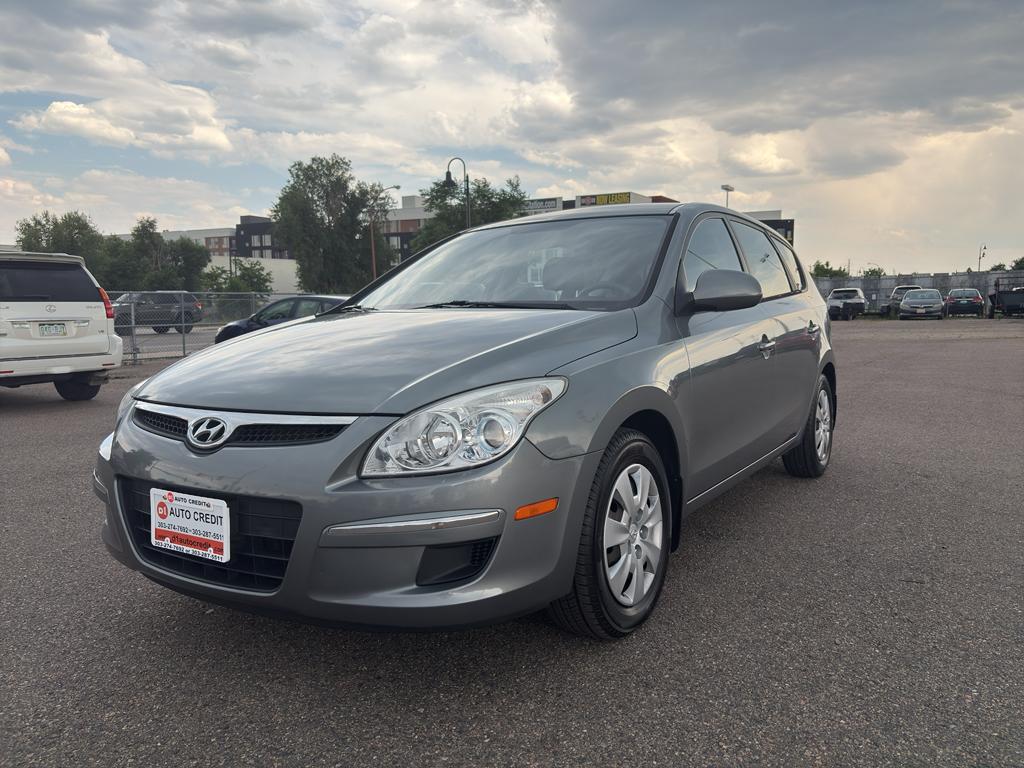 photo of 2011 Hyundai Elantra Touring SE MANUAL