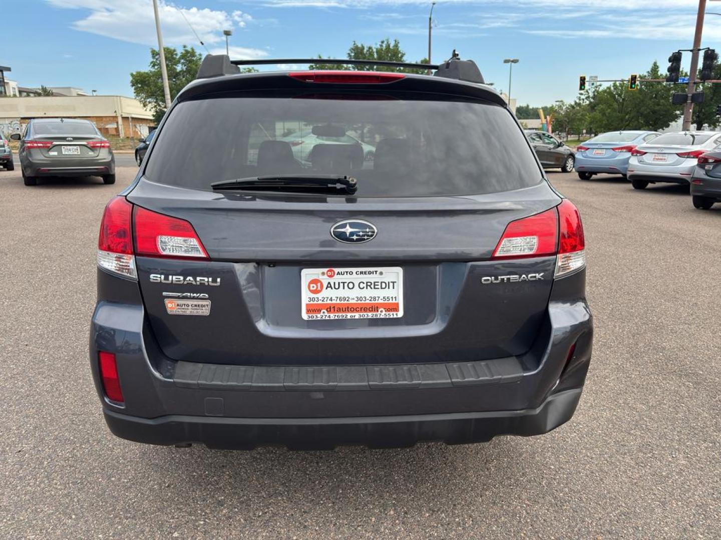 2013 GRAY Subaru Outback 2.5i Premium (4S4BRCGC3D3) with an 4 Cyl, 2.5L engine, Automatic transmission, located at 10890 W. Colfax Ave., Lakewood, CO, 80215, (303) 274-7692, 39.739914, -105.120132 - Photo#4