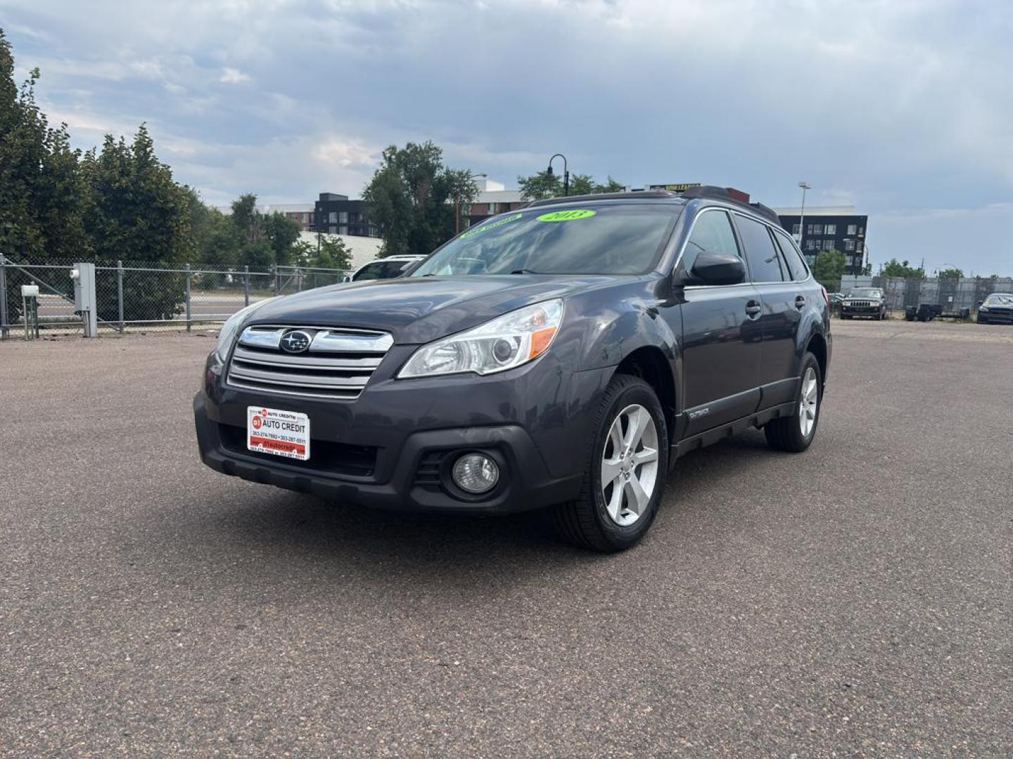 2013 GRAY Subaru Outback 2.5i Premium (4S4BRCGC3D3) with an 4 Cyl, 2.5L engine, Automatic transmission, located at 10890 W. Colfax Ave., Lakewood, CO, 80215, (303) 274-7692, 39.739914, -105.120132 - Photo#18