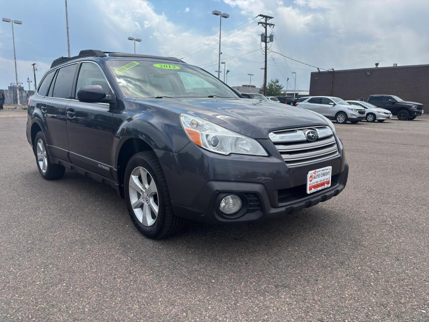 2013 GRAY Subaru Outback 2.5i Premium (4S4BRCGC3D3) with an 4 Cyl, 2.5L engine, Automatic transmission, located at 10890 W. Colfax Ave., Lakewood, CO, 80215, (303) 274-7692, 39.739914, -105.120132 - Photo#19