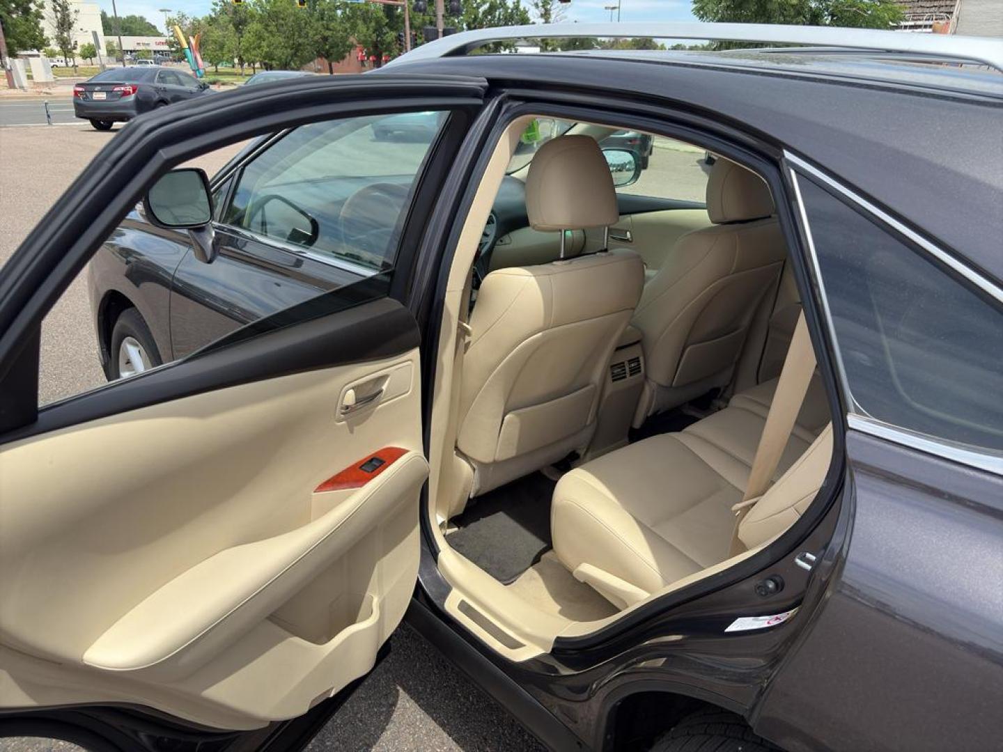2010 GRAY Lexus RX 350 Base (2T2BK1BA1AC) with an V6, 3.5L engine, Automatic transmission, located at 10890 W. Colfax Ave., Lakewood, CO, 80215, (303) 274-7692, 39.739914, -105.120132 - Photo#12