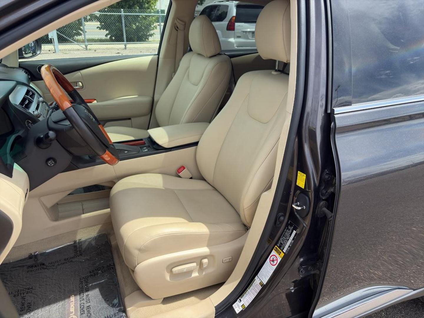 2010 GRAY Lexus RX 350 Base (2T2BK1BA1AC) with an V6, 3.5L engine, Automatic transmission, located at 10890 W. Colfax Ave., Lakewood, CO, 80215, (303) 274-7692, 39.739914, -105.120132 - Photo#15