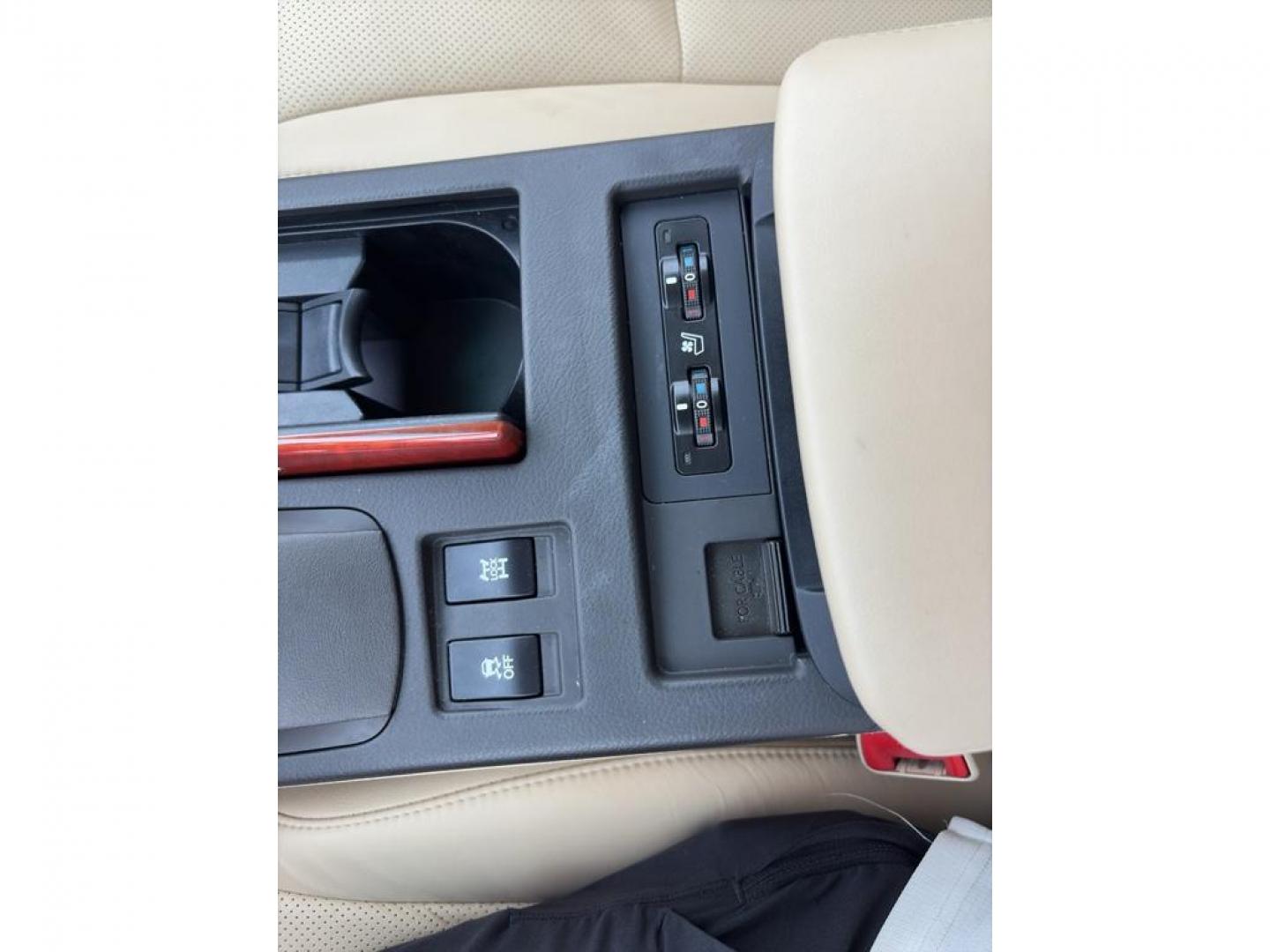 2010 GRAY Lexus RX 350 Base (2T2BK1BA1AC) with an V6, 3.5L engine, Automatic transmission, located at 10890 W. Colfax Ave., Lakewood, CO, 80215, (303) 274-7692, 39.739914, -105.120132 - Photo#18