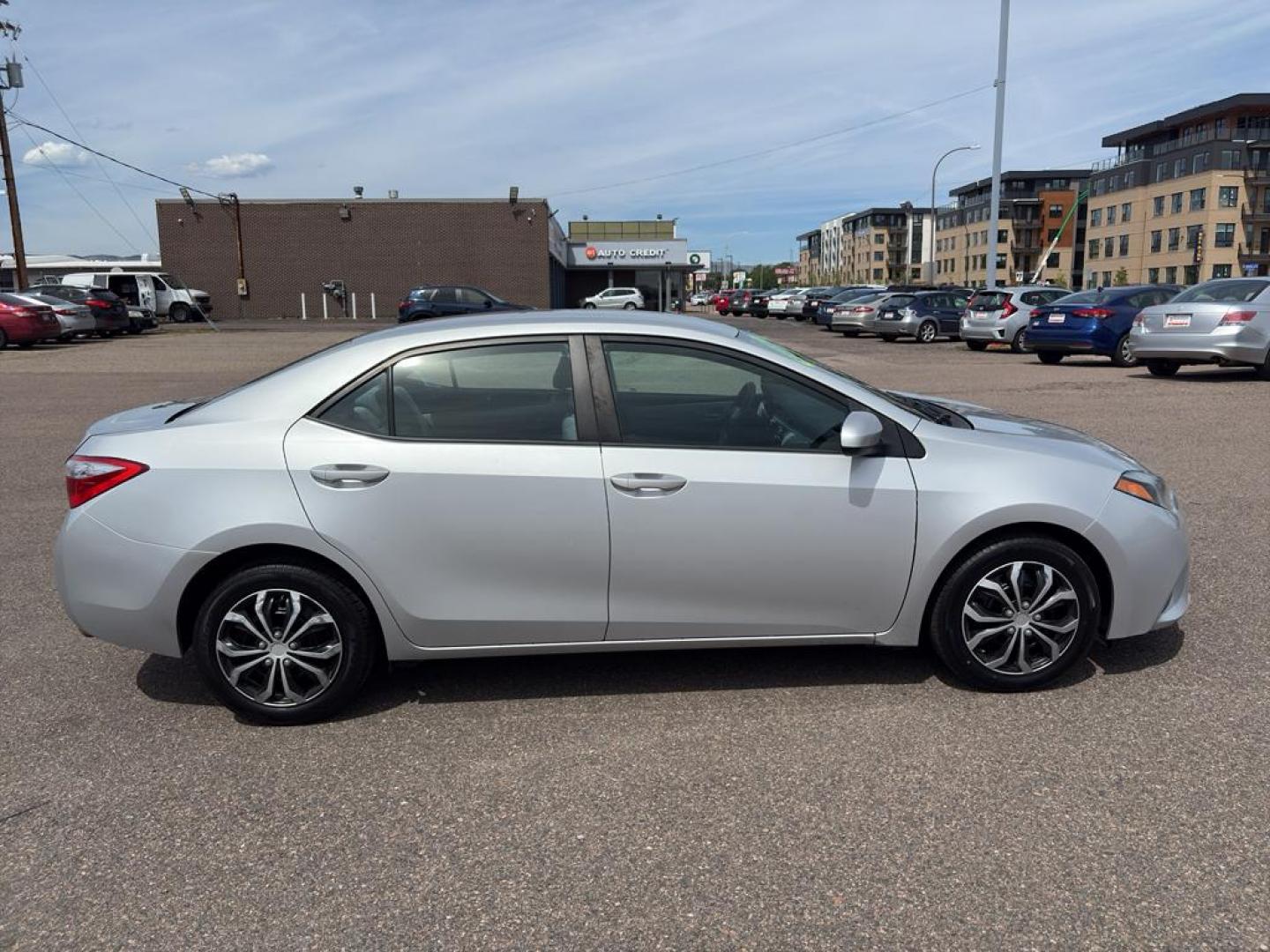 2015 SILVER Toyota Corolla L 4-SPEED AT (5YFBURHE1FP) with an 4 Cyl, 1.8L engine, Automatic transmission, located at 10890 W. Colfax Ave., Lakewood, CO, 80215, (303) 274-7692, 39.739914, -105.120132 - Photo#3