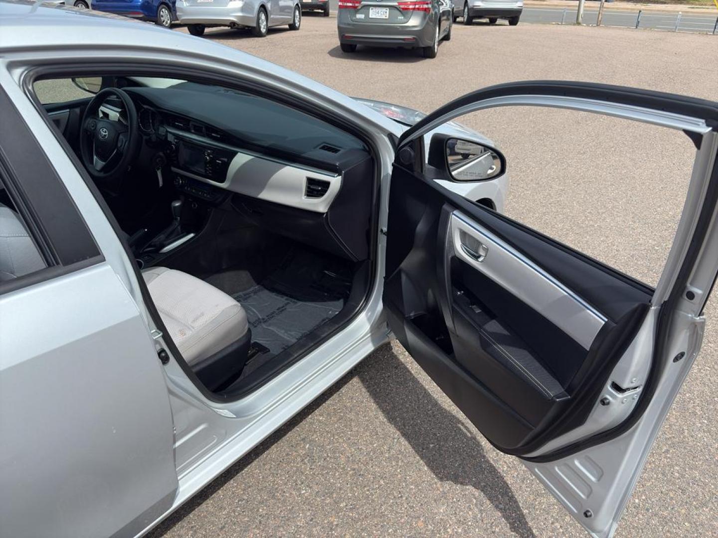 2015 SILVER Toyota Corolla L 4-SPEED AT (5YFBURHE1FP) with an 4 Cyl, 1.8L engine, Automatic transmission, located at 10890 W. Colfax Ave., Lakewood, CO, 80215, (303) 274-7692, 39.739914, -105.120132 - Photo#8