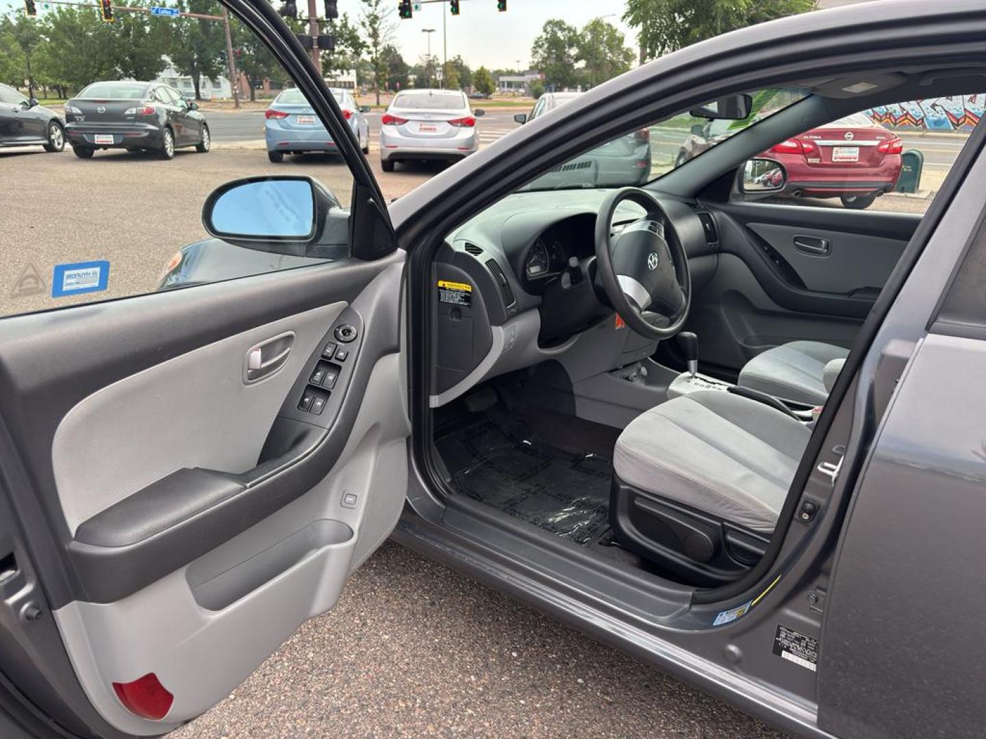 2009 GRAY Hyundai Elantra GLS (KMHDU46D69U) with an 4 Cyl, 2.0L engine, Automatic transmission, located at 10890 W. Colfax Ave., Lakewood, CO, 80215, (303) 274-7692, 39.739914, -105.120132 - Photo#12