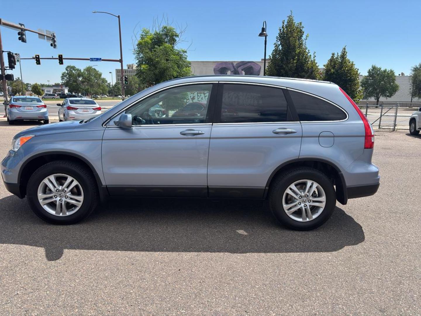 2010 BLUE Honda CR-V EX-L (5J6RE4H71AL) with an 4 Cyl, 2.4L engine, Automatic transmission, located at 10890 W. Colfax Ave., Lakewood, CO, 80215, (303) 274-7692, 39.739914, -105.120132 - Photo#6