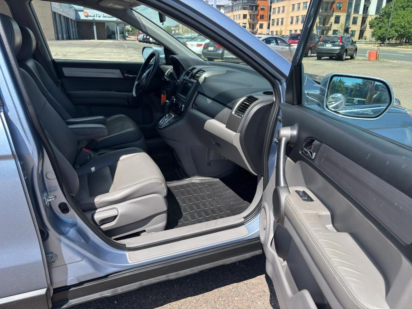 2010 BLUE Honda CR-V EX-L (5J6RE4H71AL) with an 4 Cyl, 2.4L engine, Automatic transmission, located at 10890 W. Colfax Ave., Lakewood, CO, 80215, (303) 274-7692, 39.739914, -105.120132 - Photo#7