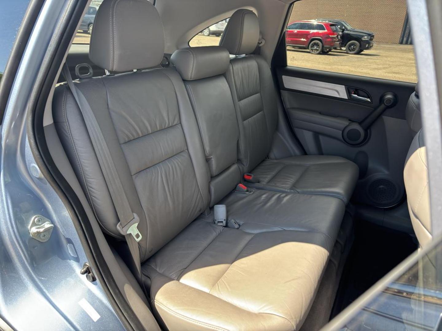 2010 BLUE Honda CR-V EX-L (5J6RE4H71AL) with an 4 Cyl, 2.4L engine, Automatic transmission, located at 10890 W. Colfax Ave., Lakewood, CO, 80215, (303) 274-7692, 39.739914, -105.120132 - Photo#10