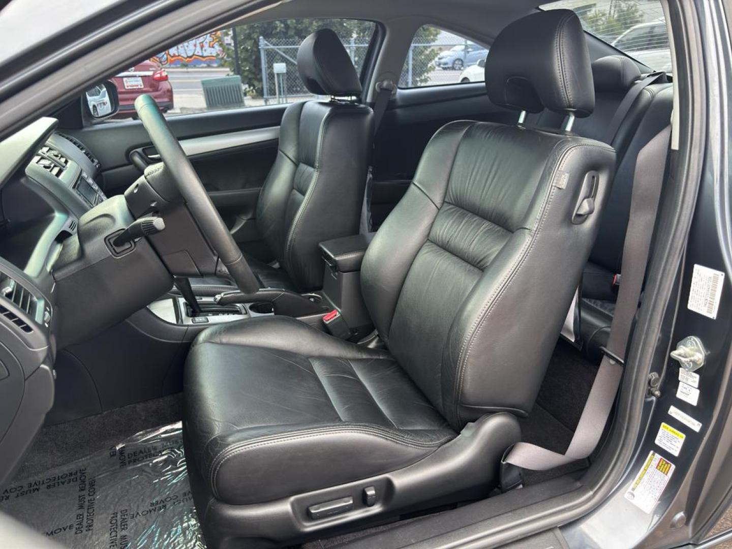 2004 BLACK Honda Accord EX (1HGCM72654A) with an 4 Cyl, 2.4L engine, Automatic transmission, located at 10890 W. Colfax Ave., Lakewood, CO, 80215, (303) 274-7692, 39.739914, -105.120132 - Photo#12