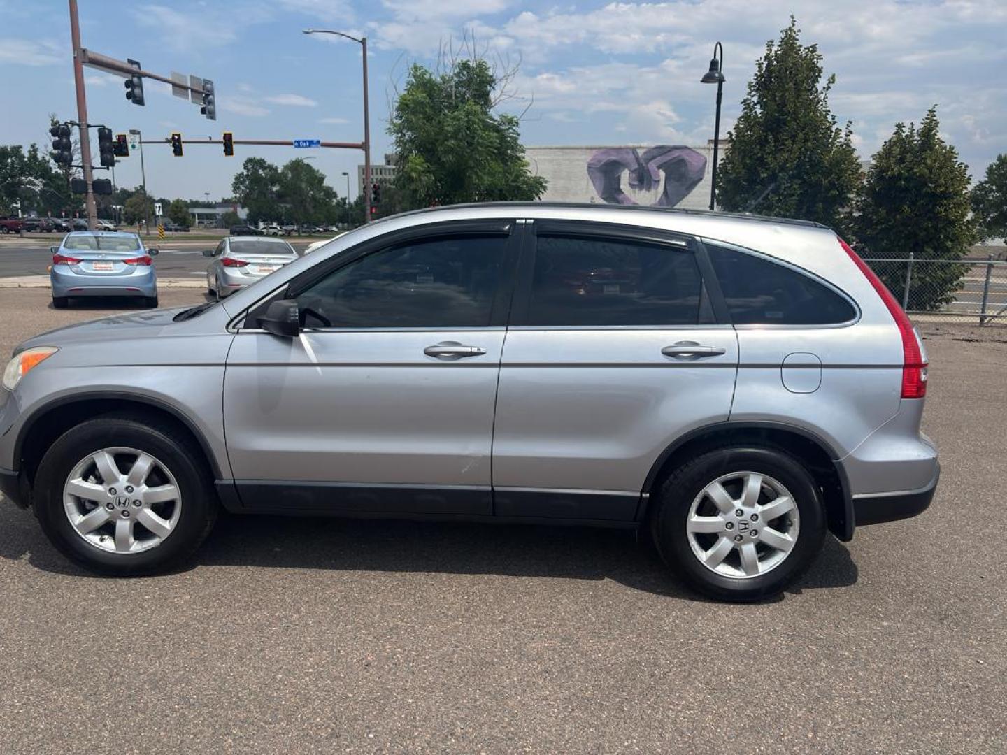 2008 SILVER Honda CR-V EX-L (JHLRE48708C) with an 4 Cyl, 2.4L engine, Automatic transmission, located at 10890 W. Colfax Ave., Lakewood, CO, 80215, (303) 274-7692, 39.739914, -105.120132 - Photo#6