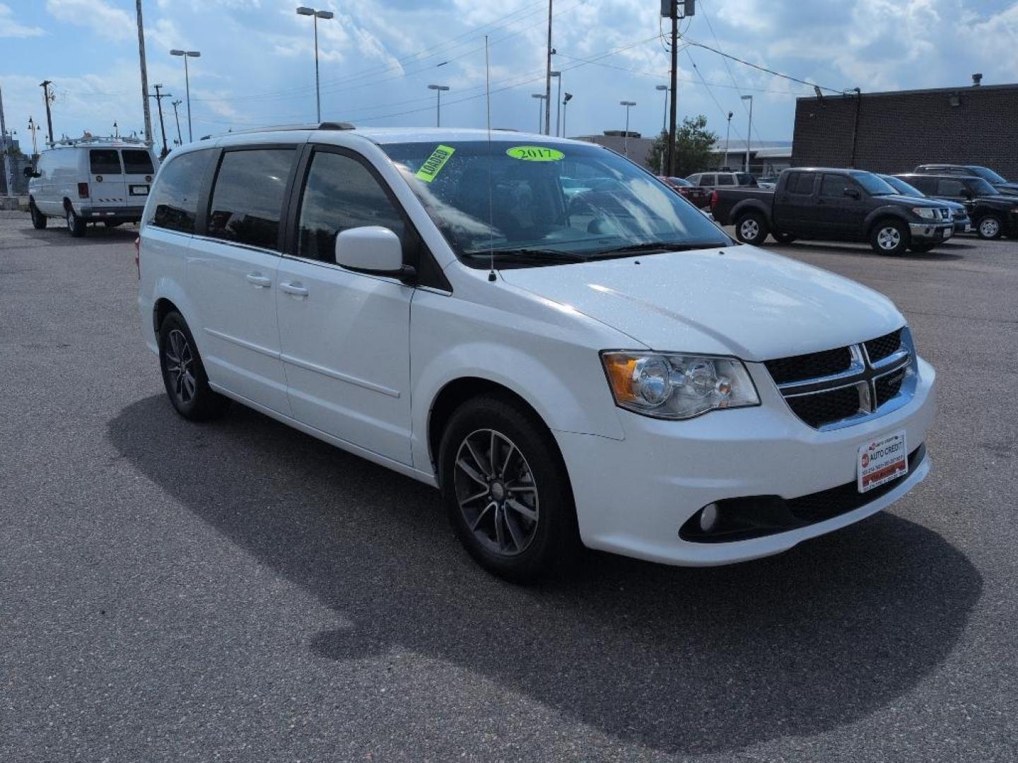 2017 WHITE Dodge Grand Caravan SXT (2C4RDGCG2HR) with an V6, 3.6L engine, Automatic transmission, located at 10890 W. Colfax Ave., Lakewood, CO, 80215, (303) 274-7692, 39.739914, -105.120132 - Photo#2