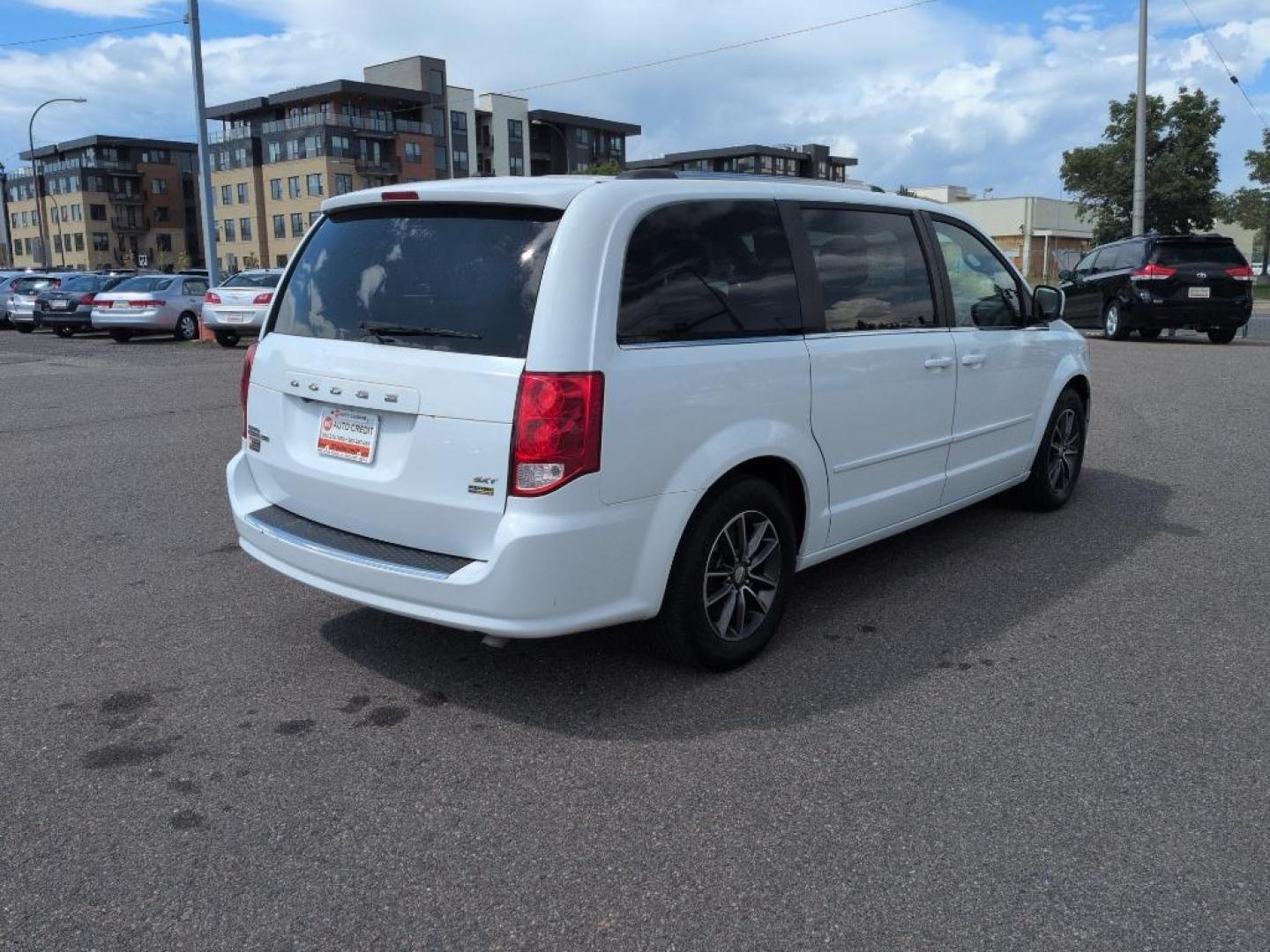 2017 WHITE Dodge Grand Caravan SXT (2C4RDGCG2HR) with an V6, 3.6L engine, Automatic transmission, located at 10890 W. Colfax Ave., Lakewood, CO, 80215, (303) 274-7692, 39.739914, -105.120132 - Photo#4