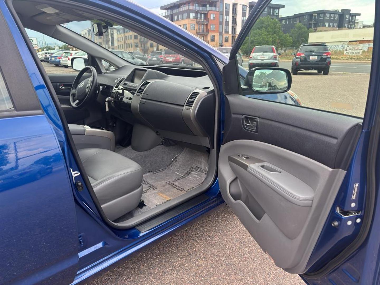2009 BLUE Toyota Prius 4-DOOR LIFTBACK (JTDKB20U997) with an 4 Cyl, 1.5L engine, Automatic transmission, located at 10890 W. Colfax Ave., Lakewood, CO, 80215, (303) 274-7692, 39.739914, -105.120132 - Photo#7